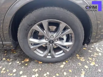 Photo 15 Ford Kuga  2.5 Duratec 190 ch FlexiFuel FHEV E85 Powershift