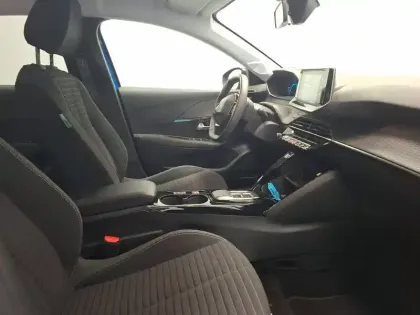 Photo 25 Peugeot 208  Electrique 50 kWh 136ch
