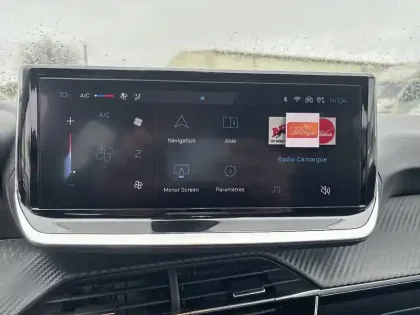 Photo 44 Peugeot 208  PureTech 100 S&S BVM6