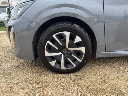 Photo 10 Peugeot 208  PureTech 100 S&S BVM6