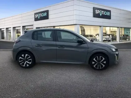 Photo 37 Peugeot 208  PureTech 100 S&S BVM6