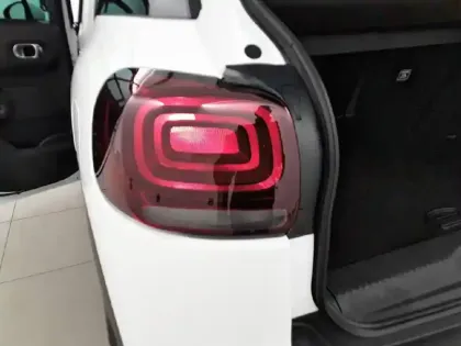 Photo 16 Citroën C3 Aircross  BlueHDi 120 S&S EAT6