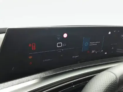 Photo 9 Peugeot 5008  Hybrid 136 e-DCS6