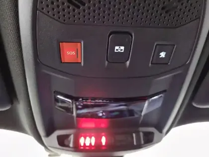 Photo 47 Peugeot 2008  PureTech 130 S&S EAT8