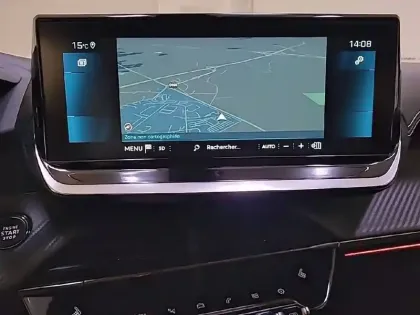 Photo 40 Peugeot 2008  PureTech 130 S&S EAT8