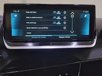 Photo 20 Peugeot 208  PureTech 100 S&S BVM6