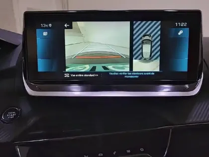 Photo 19 Peugeot 208  PureTech 100 S&S BVM6