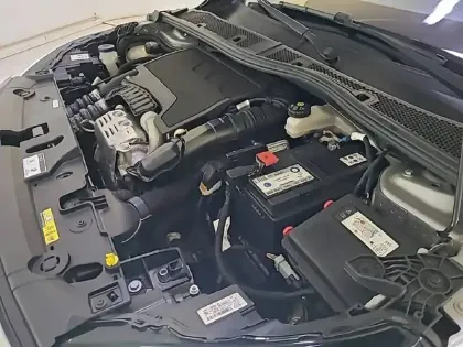 Photo 14 Peugeot 208  PureTech 100 S&S BVM6