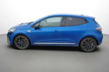 Photo 1 Renault Clio  E-Tech full hybrid 145