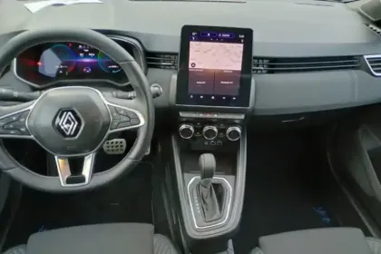 Photo 8 Renault Clio  E-Tech full hybrid 145