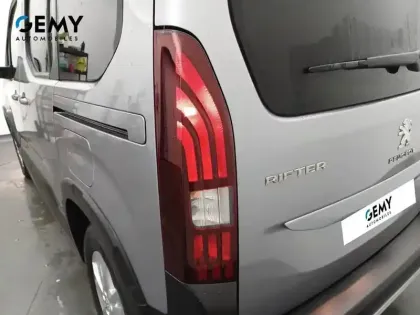 Photo 19 Peugeot Rifter  Standard PureTech 130 S&S EAT8 5pl