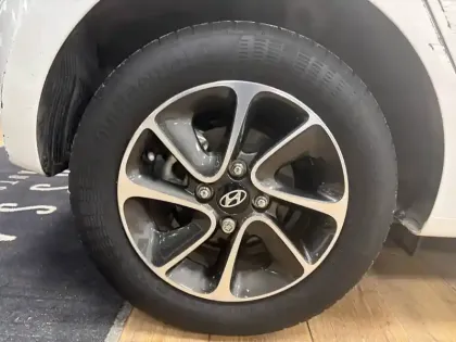 Photo 15 Hyundai I10  1.0 66 BVM5