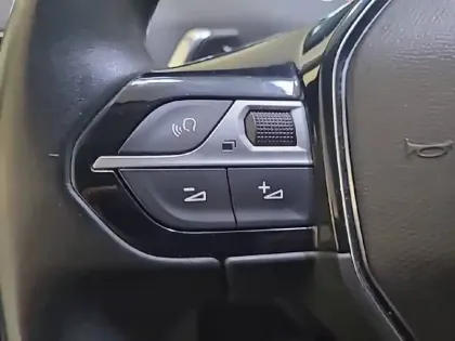 Photo 27 Peugeot 3008  Puretech 130ch S&S EAT8