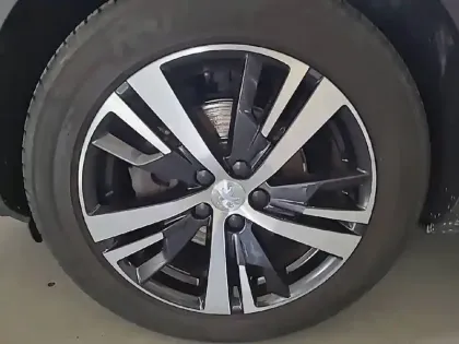 Photo 12 Peugeot 3008  Puretech 130ch S&S EAT8