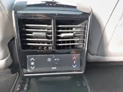 Photo 18 DS Ds 7  Hybride Rechargeable E-Tense 300 EAT8 4x4