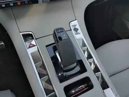 Photo 13 DS Ds 7  Hybride Rechargeable E-Tense 300 EAT8 4x4