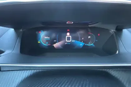 Photo 13 Peugeot 208  PureTech 130 S&S EAT8