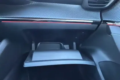 Photo 23 Peugeot 208  PureTech 130 S&S EAT8