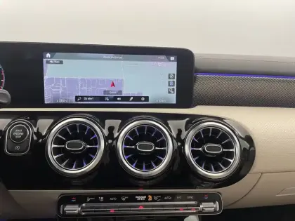 Photo 55 Mercedes Classe A  250 7G-DCT 4Matic