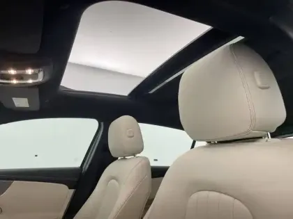 Photo 32 Mercedes Classe A  250 7G-DCT 4Matic