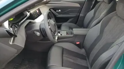 Photo 8 Peugeot 308  Hybrid 145 e-DCS6