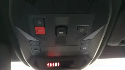 Photo 21 Peugeot 308  Hybrid 145 e-DCS6