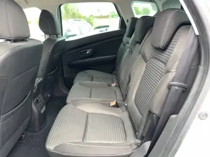 Photo 10 Renault Scenic  Blue dCi 120 EDC