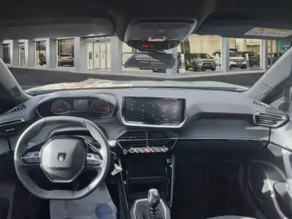 Photo 23 Peugeot 2008  PureTech 100 S&S BVM6