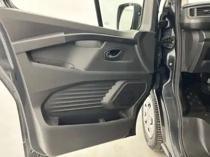 Photo 10 Renault Trafic  L2 dCi 150 Energy S&S