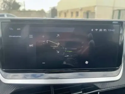 Photo 30 Peugeot 208  PureTech 100 S&S BVM6