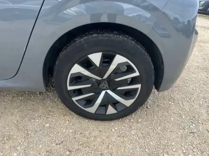 Photo 10 Peugeot 208  PureTech 100 S&S BVM6