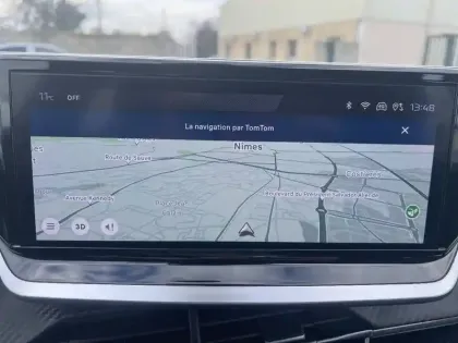 Photo 29 Peugeot 208  PureTech 100 S&S BVM6