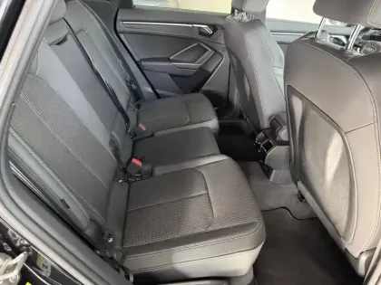 Photo 13 Audi Q3  45 TFSIe 245 ch S tronic 6