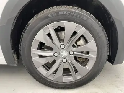 Photo 79 Peugeot 208  Electrique 50 kWh 136ch