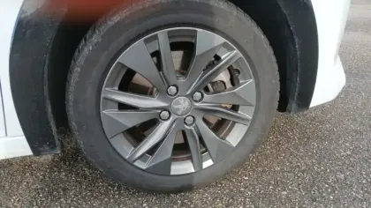 Photo 108 Peugeot 208  Electrique 50 kWh 136ch