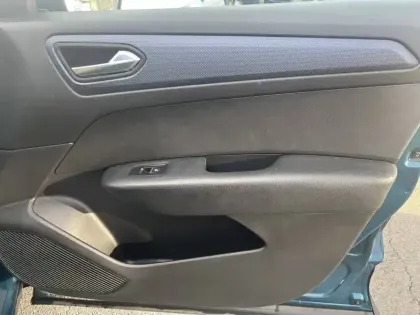 Photo 15 Renault Arkana  mild hybrid 140 EDC FAP - 22