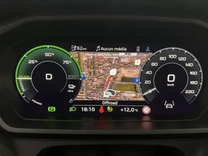 Photo 41 Audi Q4  e-tron 40 204 ch 82 kWh