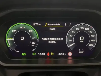 Photo 37 Audi Q4  e-tron 40 204 ch 82 kWh