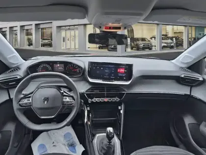 Photo 7 Peugeot 208  PureTech 100 S&S BVM6