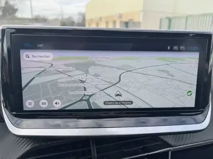 Photo 12 Peugeot 208  PureTech 100 S&S BVM6