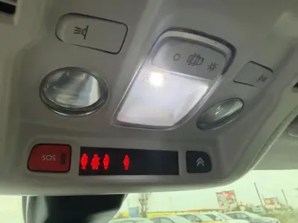 Photo 18 Citroën C3  PureTech 82