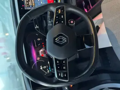 Photo 8 Renault Megane  E-Tech EV60 220 ch super charge