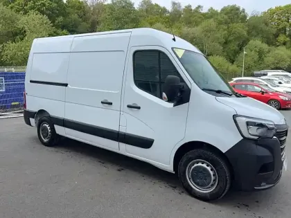 Photo 51 Renault Master  FGN TRAC F3500 L2H2 BLUE DCI 135