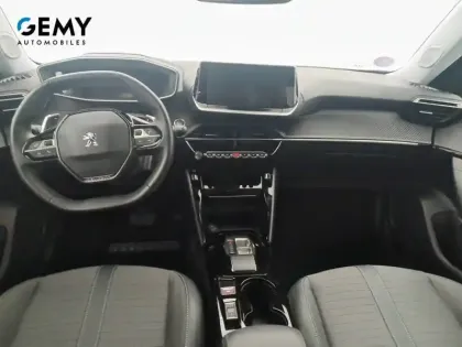 Photo 30 Peugeot 2008  PureTech 130 S&S EAT8