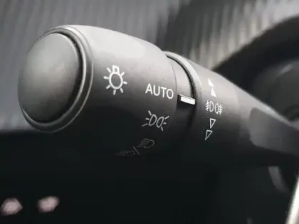 Photo 11 Peugeot 2008  PureTech 130 S&S EAT8