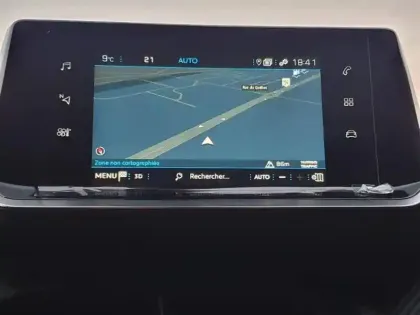 Photo 17 Peugeot 2008  PureTech 130 S&S EAT8