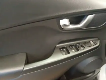 Photo 12 Hyundai Kona  Hybrid 141