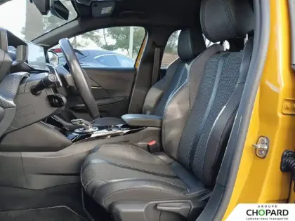 Photo 20 Peugeot 208  PureTech 100 S&S EAT8