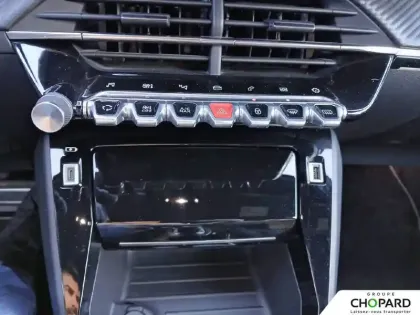 Photo 19 Peugeot 208  PureTech 100 S&S EAT8