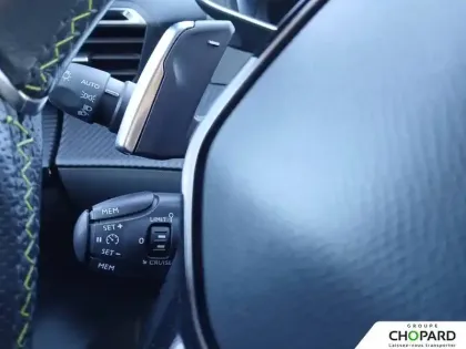 Photo 17 Peugeot 208  PureTech 100 S&S EAT8